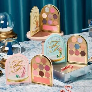 Too Faced Let it Snow Palettes BNIB